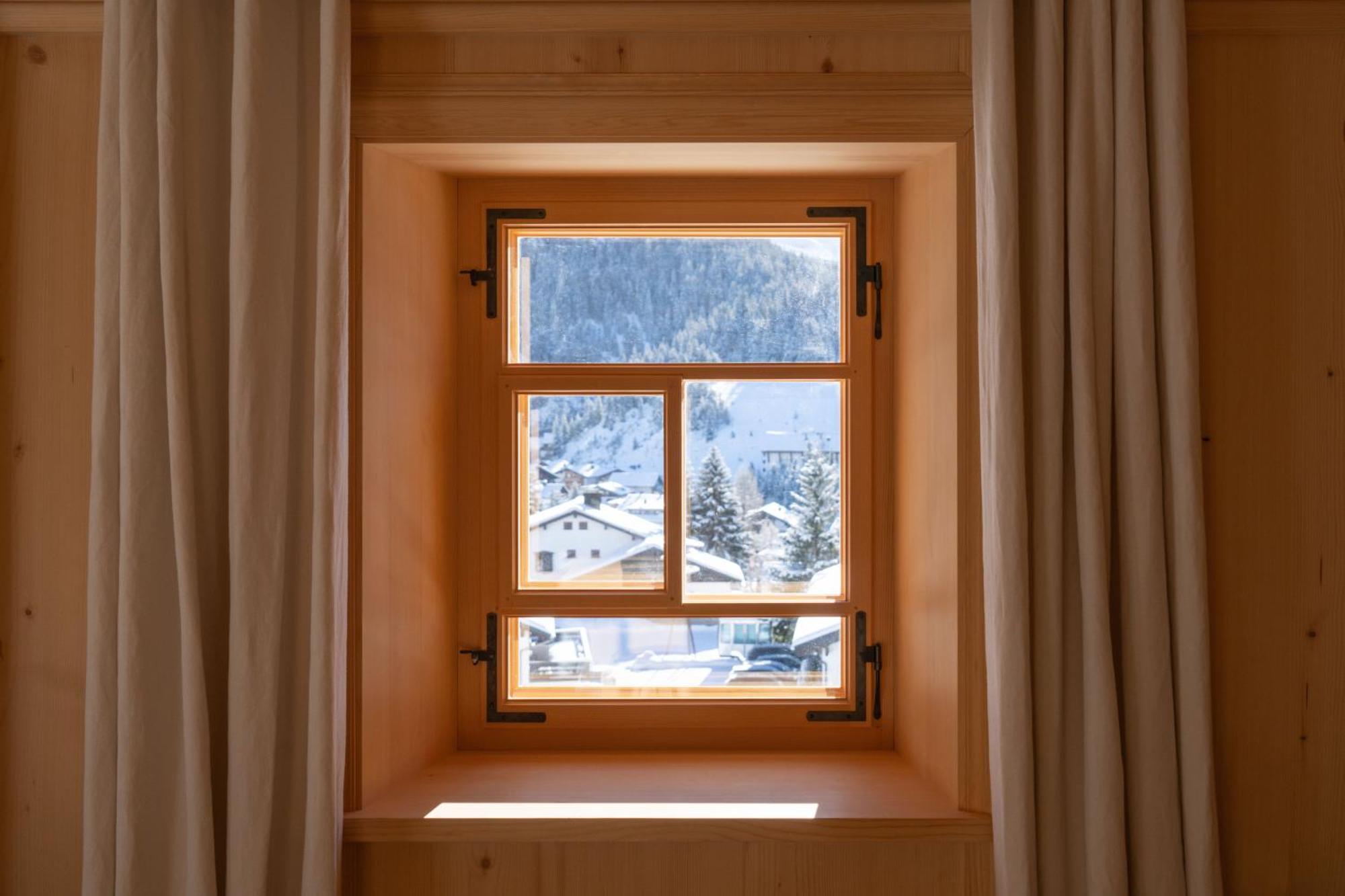 Hotel Almhof Schneider Lech am Arlberg Værelse billede